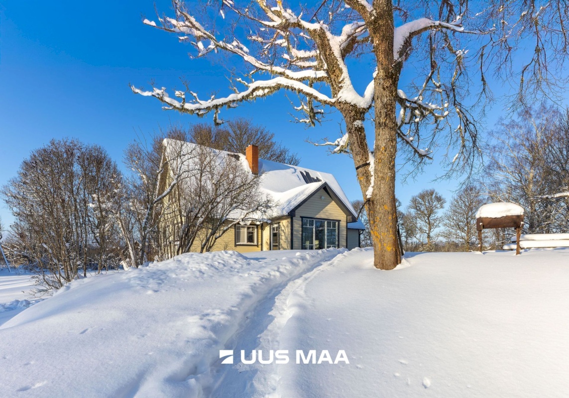 Tapa vald, Karkuse küla, Mõisaõue