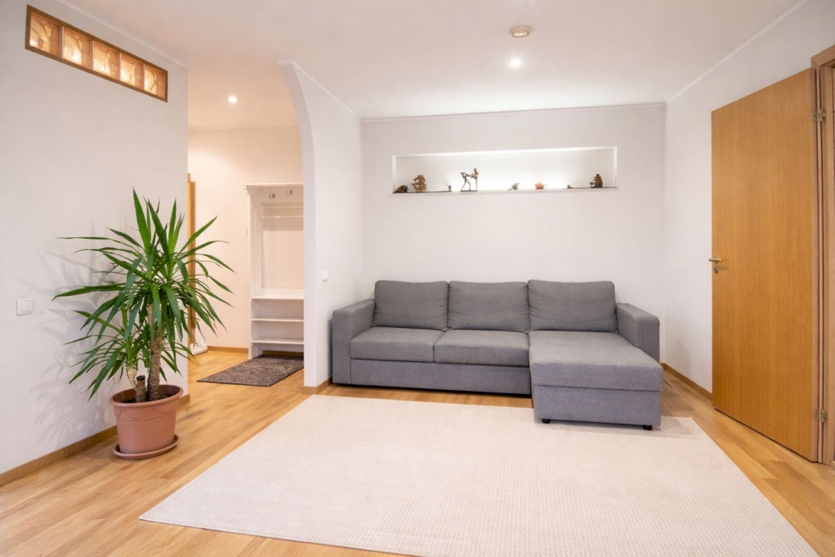 Tallinn, Kesklinna linnaosa, Raua, Tina 16