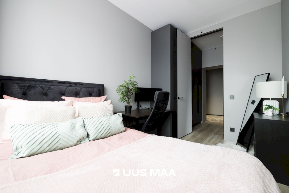 Tallinn, Kesklinna linnaosa, Narva mnt 14