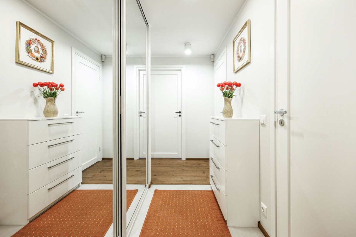 Rae vald, Peetri alevik, Järvepõllu tee 1