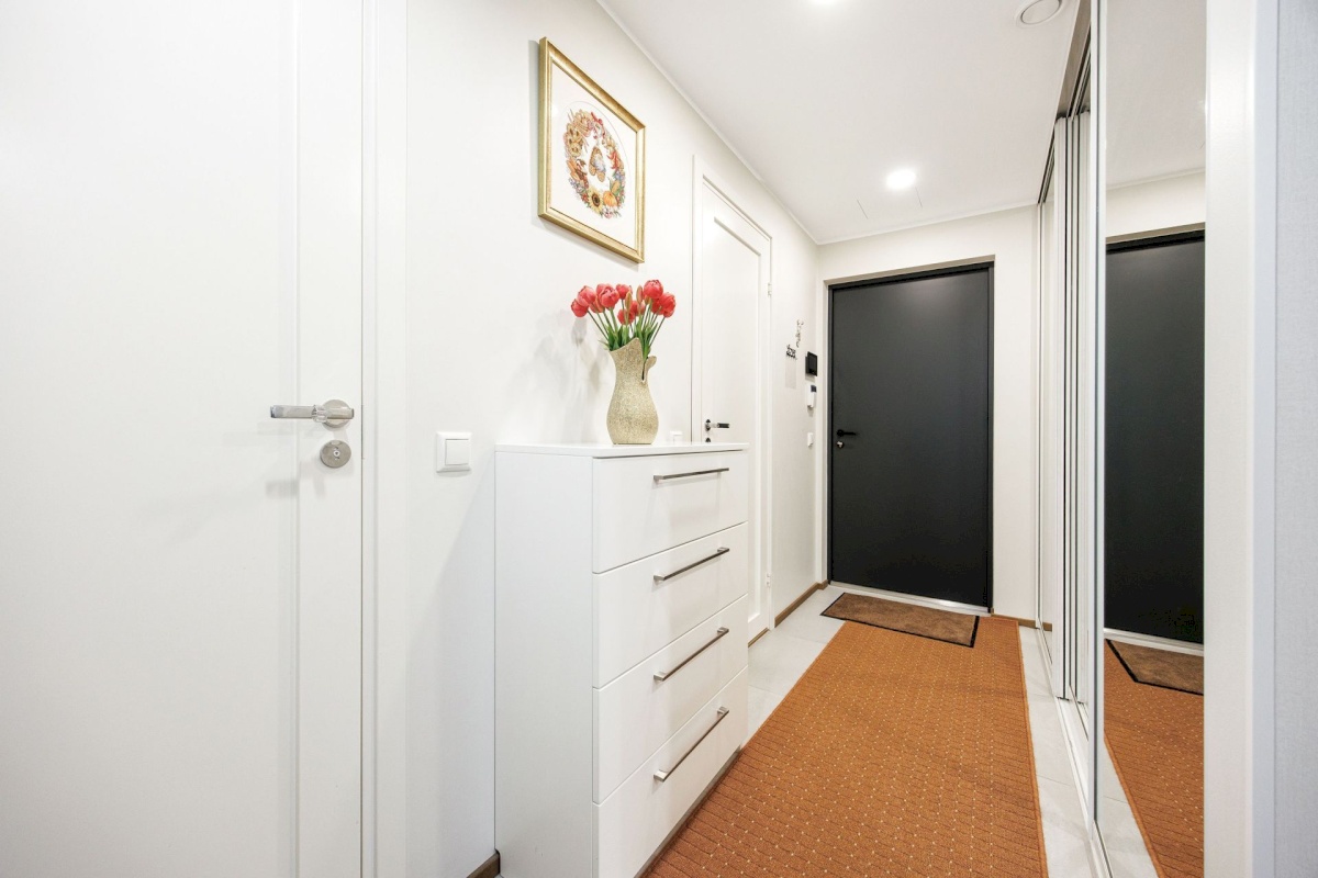 Rae vald, Peetri alevik, Järvepõllu tee 1