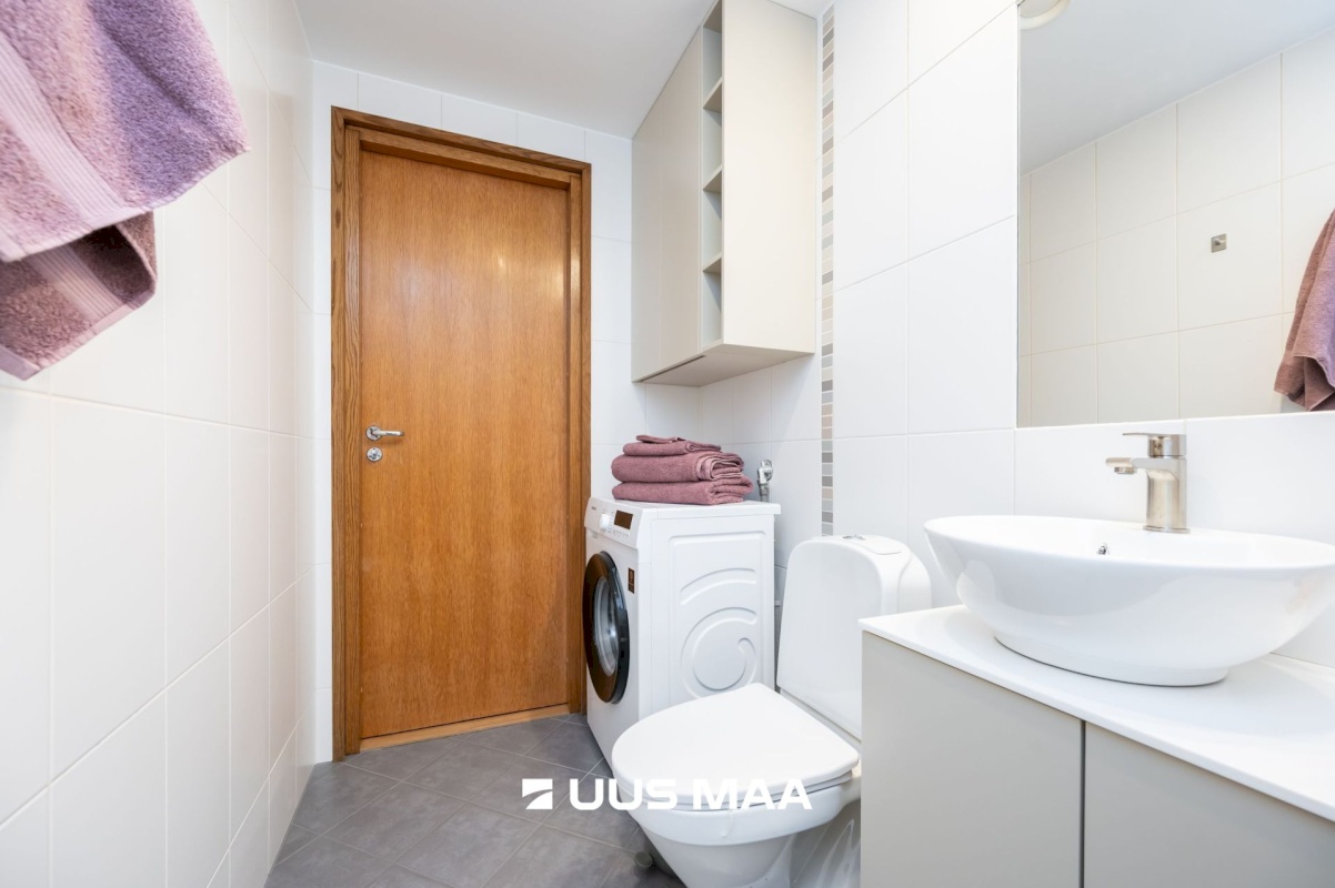 Tallinn, Kesklinna linnaosa, Roosikrantsi 13