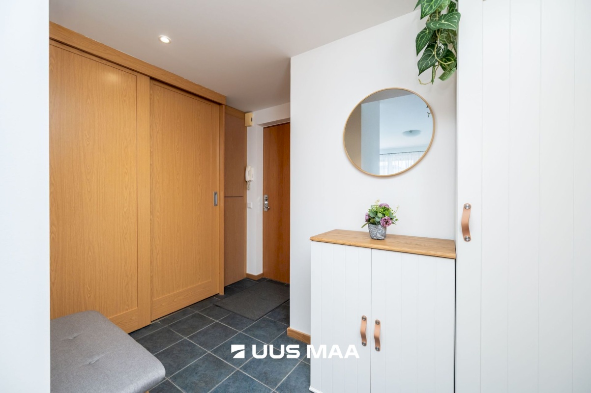 Tallinn, Kesklinna linnaosa, Roosikrantsi 13