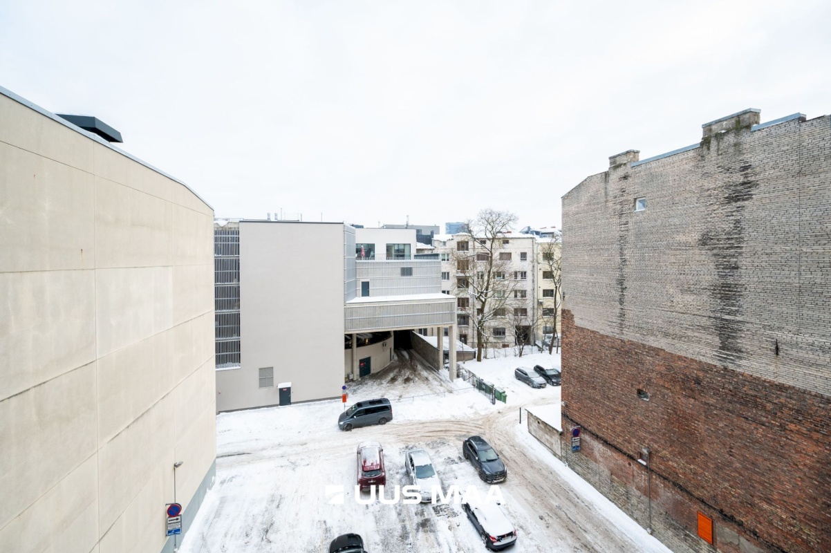 Tallinn, Kesklinna linnaosa, Roosikrantsi 13