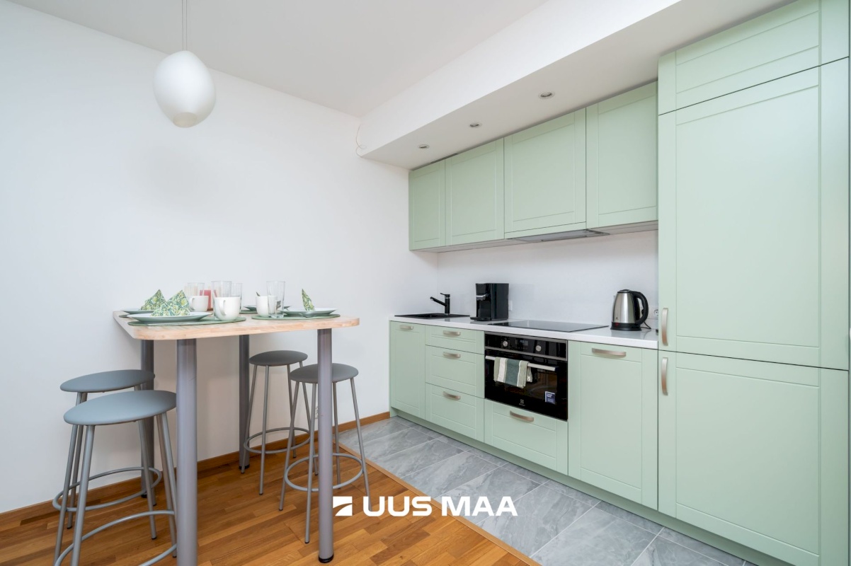 Tallinn, Kesklinna linnaosa, Roosikrantsi 13