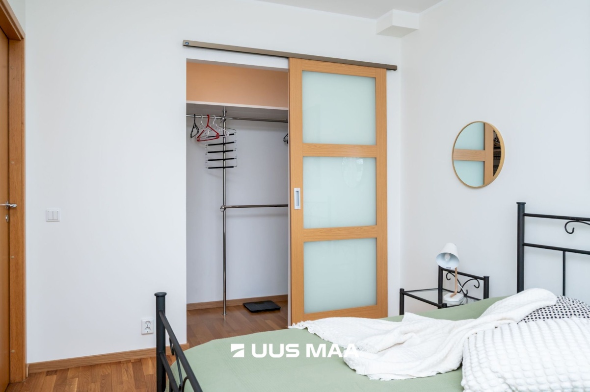 Tallinn, Kesklinna linnaosa, Roosikrantsi 13