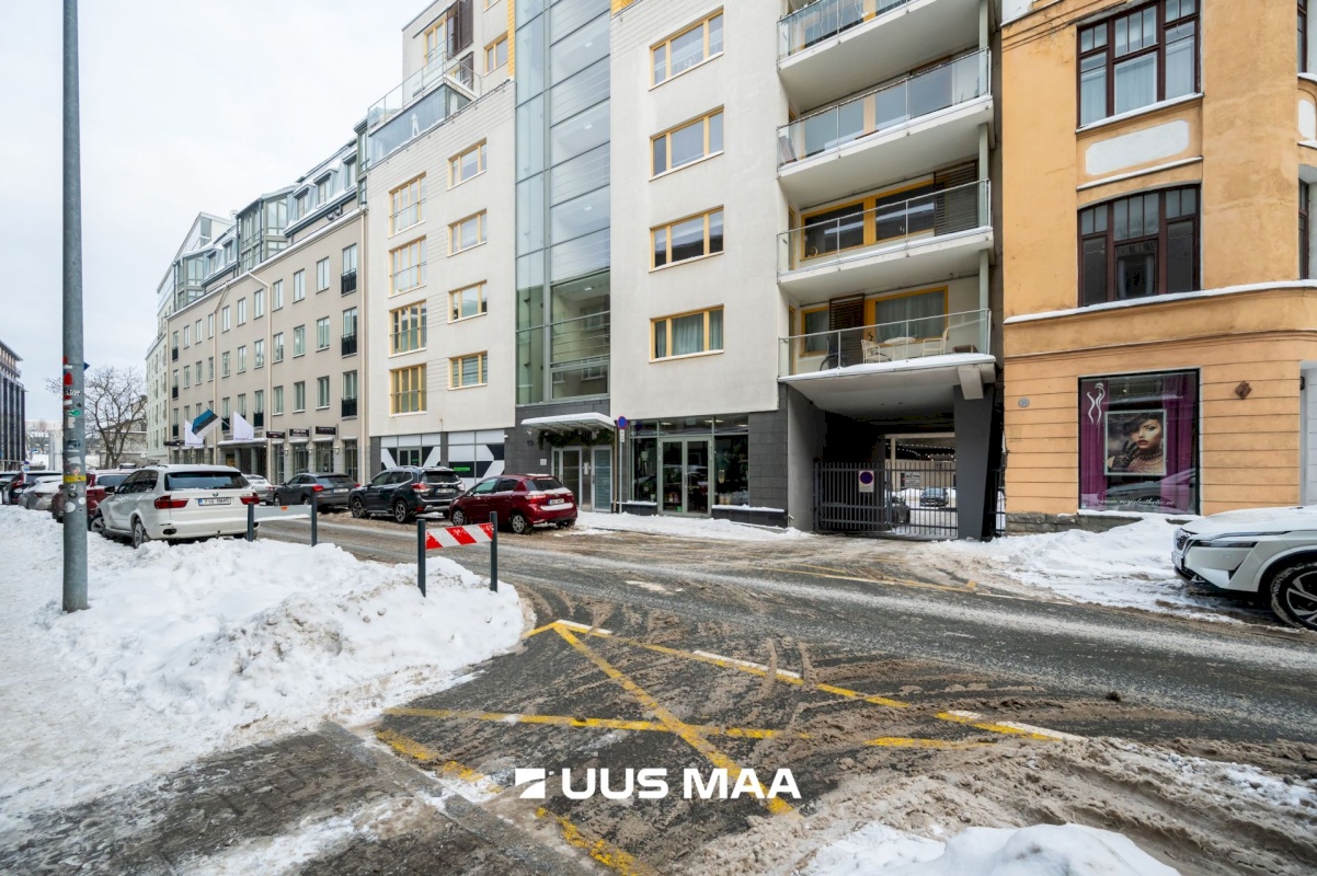 Tallinn, Kesklinna linnaosa, Roosikrantsi 13