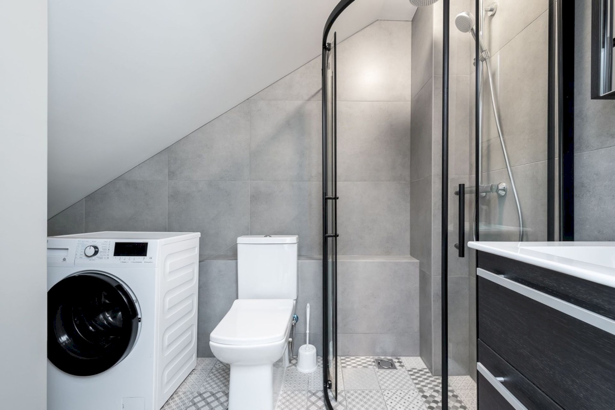 Tallinn, Kesklinna linnaosa, Uus Maailm, Luha 9