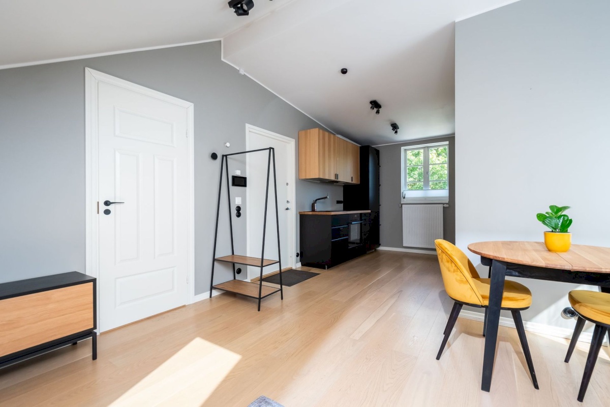 Tallinn, Kesklinna linnaosa, Uus Maailm, Luha 9