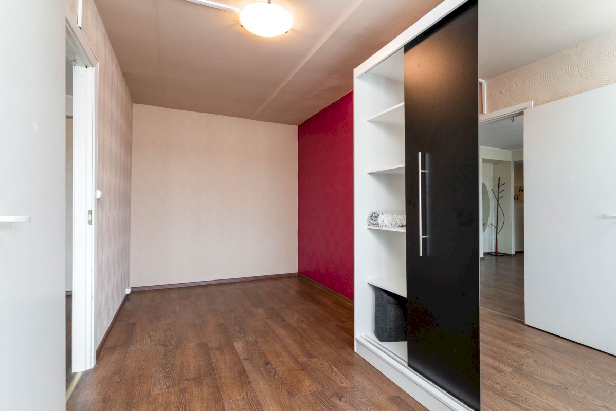 Viljandi linn, Paalalinn, Valuoja pst 15a