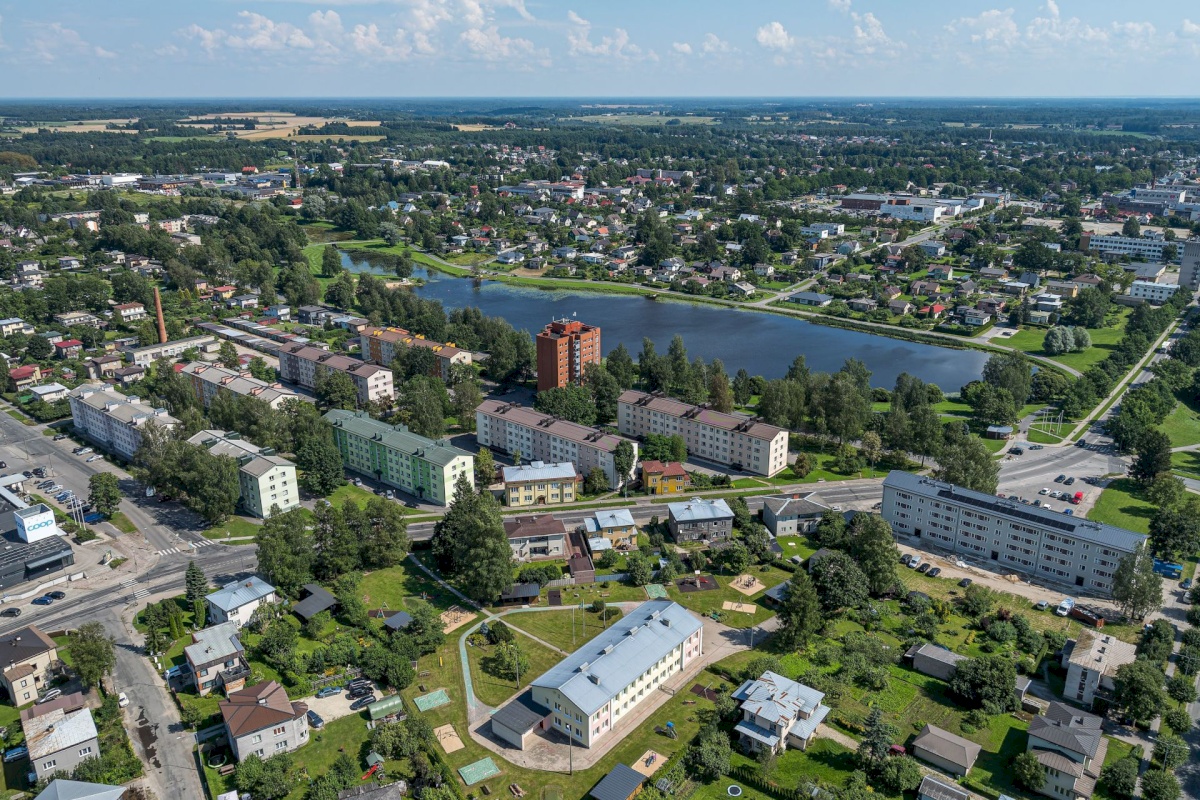 Viljandi linn, Paalalinn, Valuoja pst 15a
