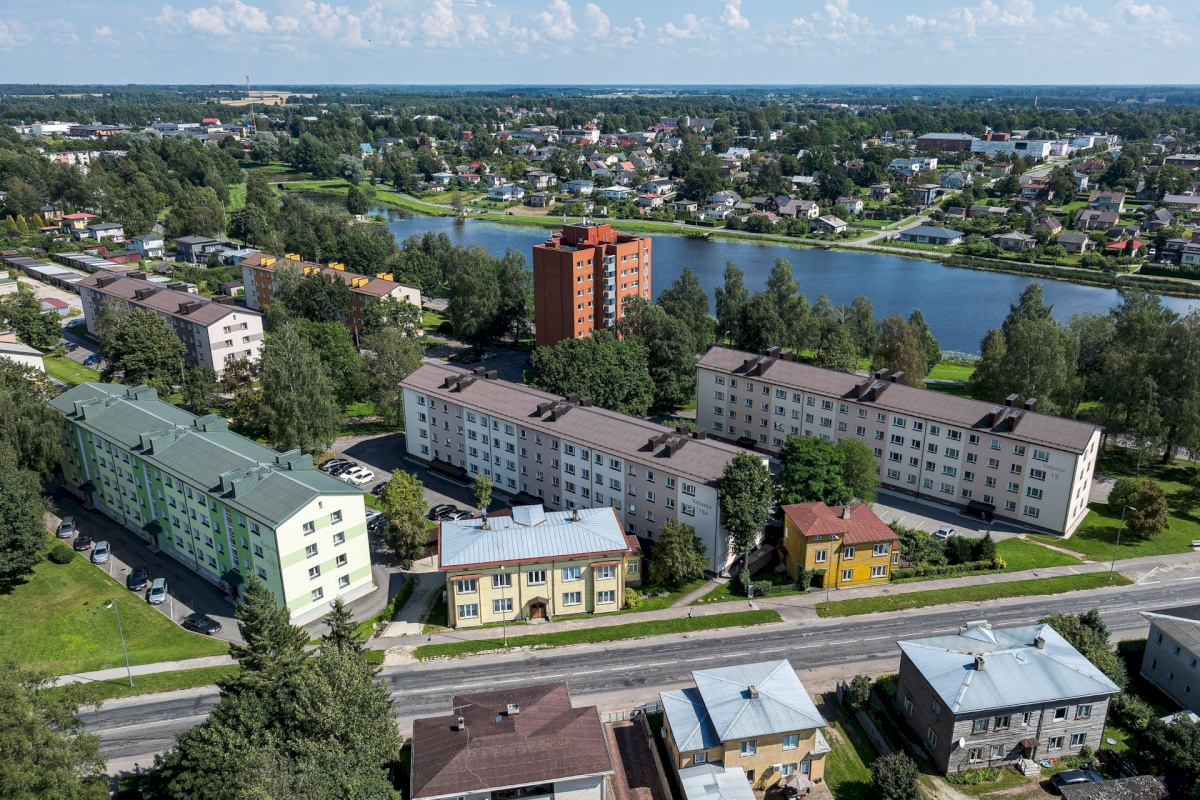 Viljandi linn, Paalalinn, Valuoja pst 15a