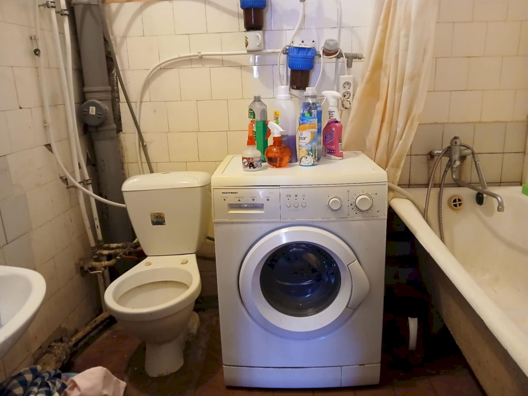 Pärnu linn, Lavassaare alev, Võidu 4