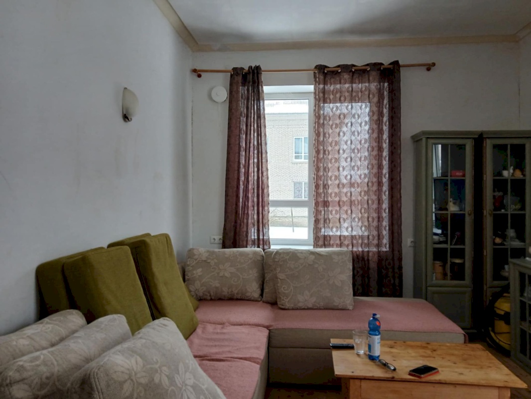 Pärnu linn, Lavassaare alev, Võidu 4