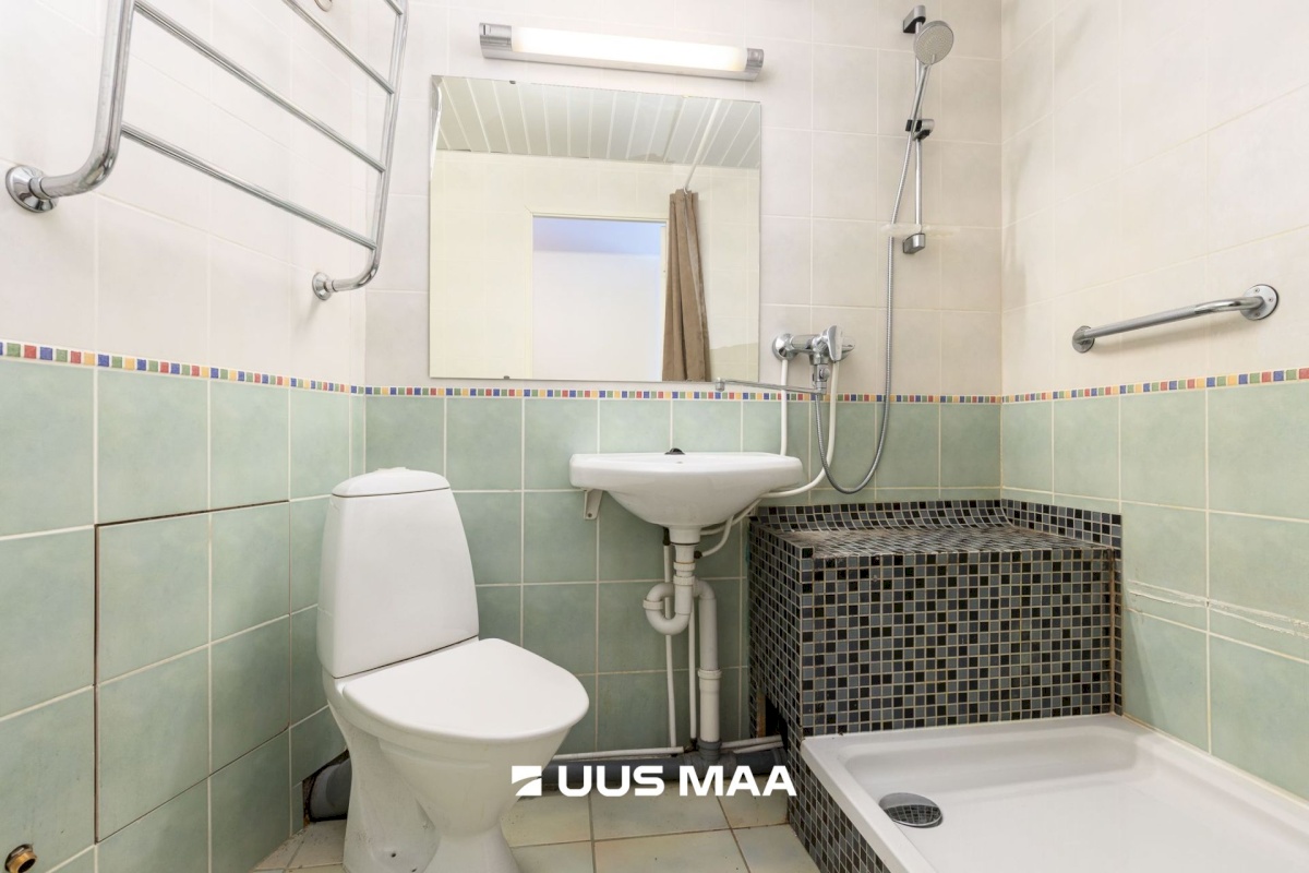 Tallinn, Mustamäe linnaosa, Ehitajate tee 70