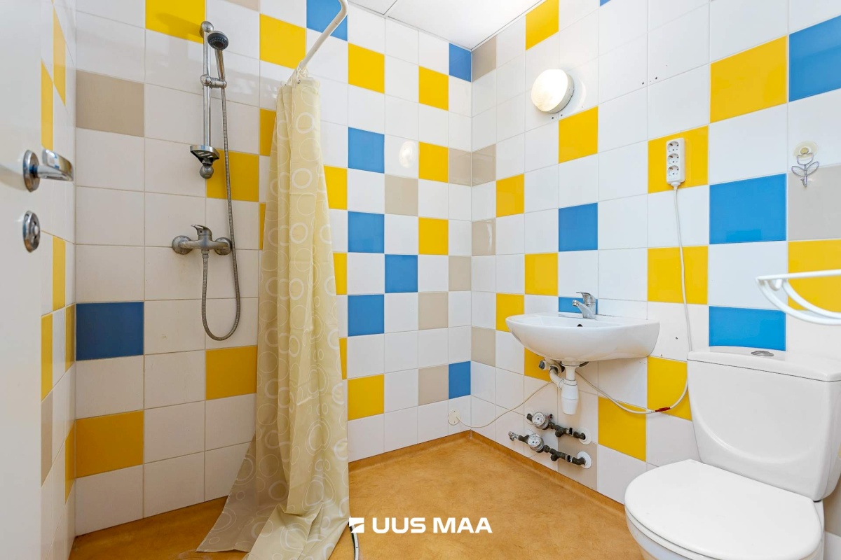 Lääne-Harju vald, Paldiski linn, Sadama tn 17