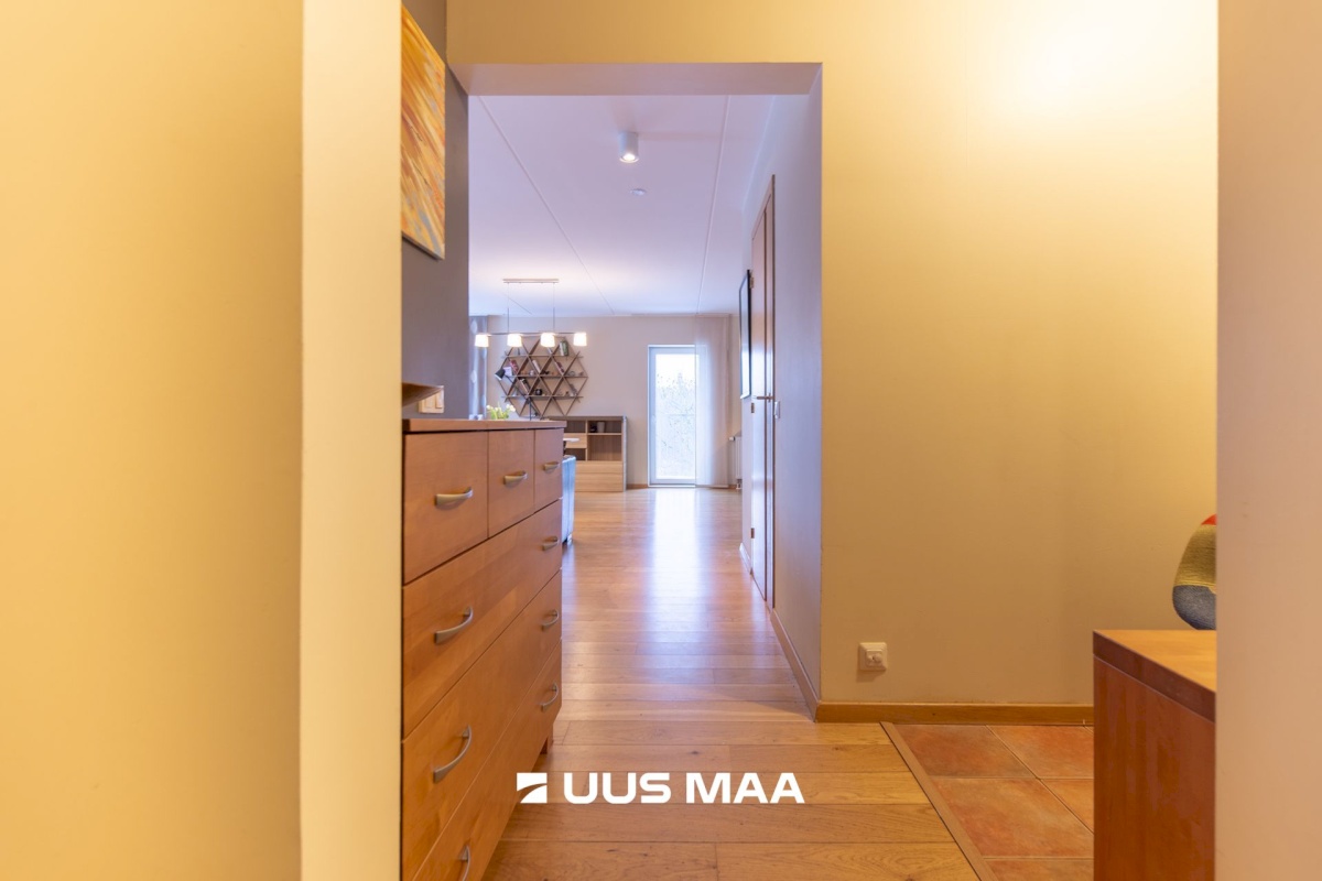 Tallinn, Mustamäe linnaosa, Kadaka, Mäepealse tn 24