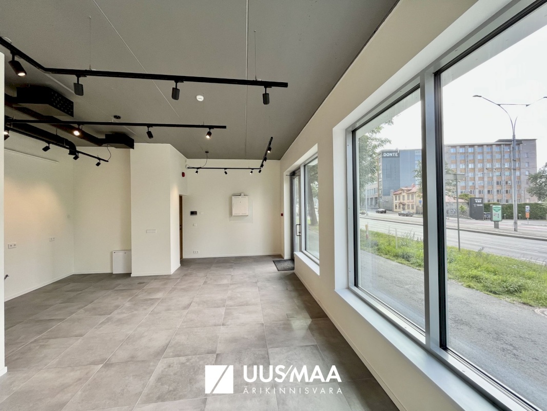 Tallinn, Kesklinna linnaosa, Pärnu mnt 129b