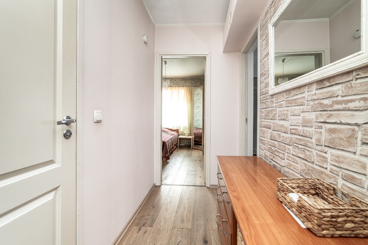 Tallinn, Nõmme linnaosa, Männiku, Männiku tee 111