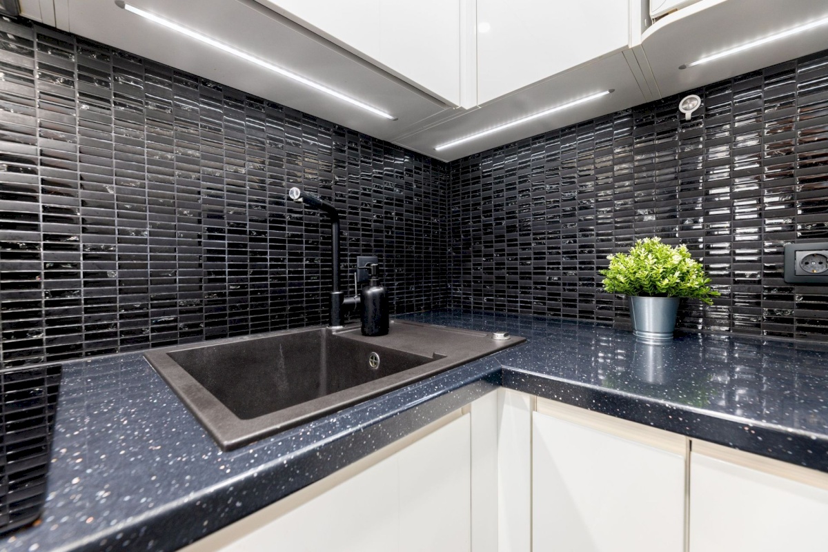 Tallinn, Haabersti linnaosa, Väike-Õismäe, Järveotsa tee 2