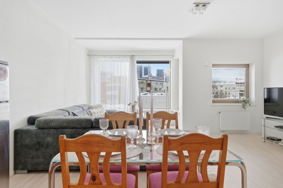 Tallinn, Kesklinna linnaosa, Kadriorg, Terase 11