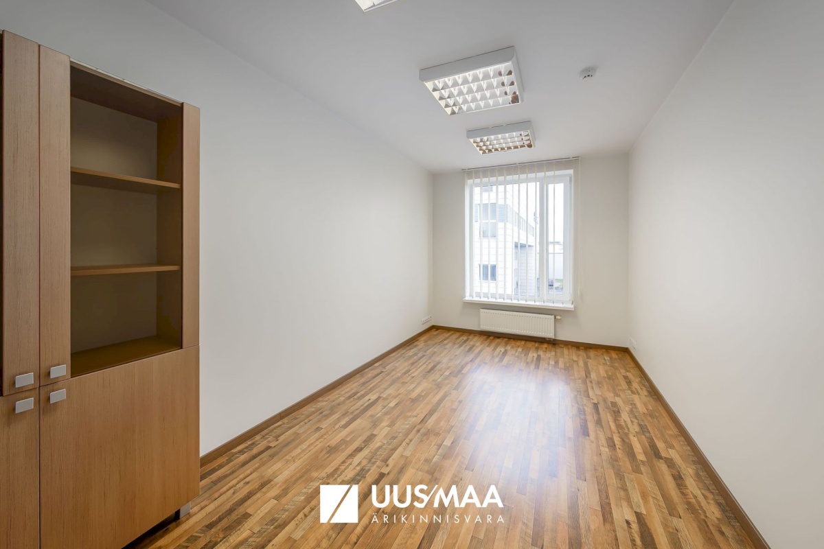 Tallinn, Mustamäe linnaosa, Mustamäe, Kadaka tee 48