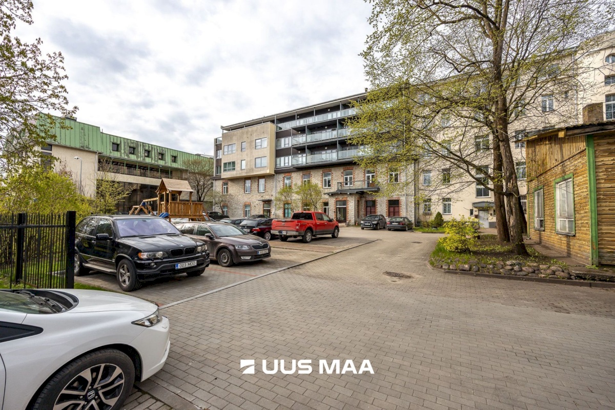 Tallinn, Kesklinna linnaosa, Keldrimäe, Tartu mnt 51