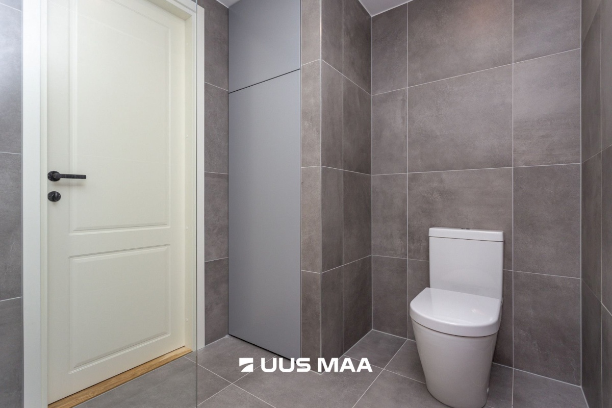 Tallinn, Kesklinna linnaosa, Toom-Kuninga 15