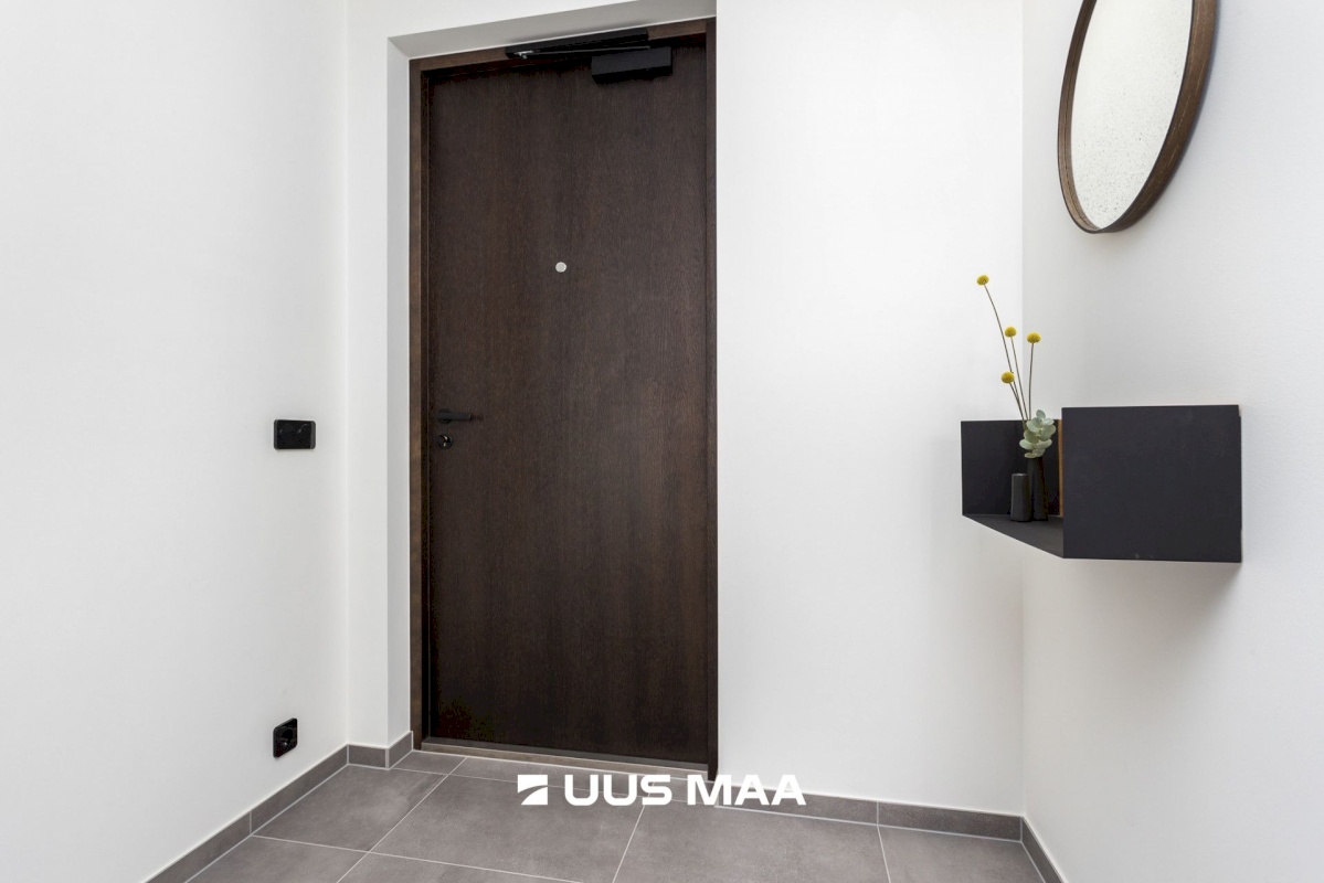 Tallinn, Kesklinna linnaosa, Toom-Kuninga 15