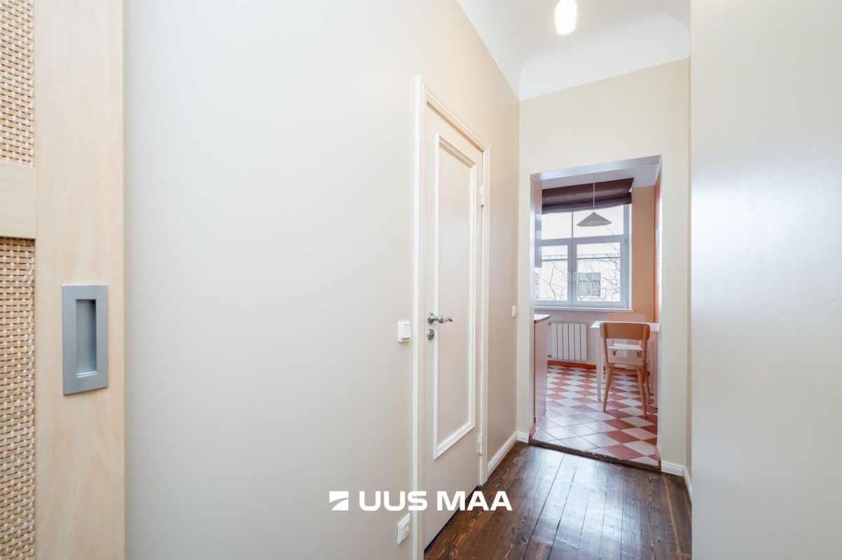 Tallinn, Kesklinna linnaosa, Väike-Ameerika 6