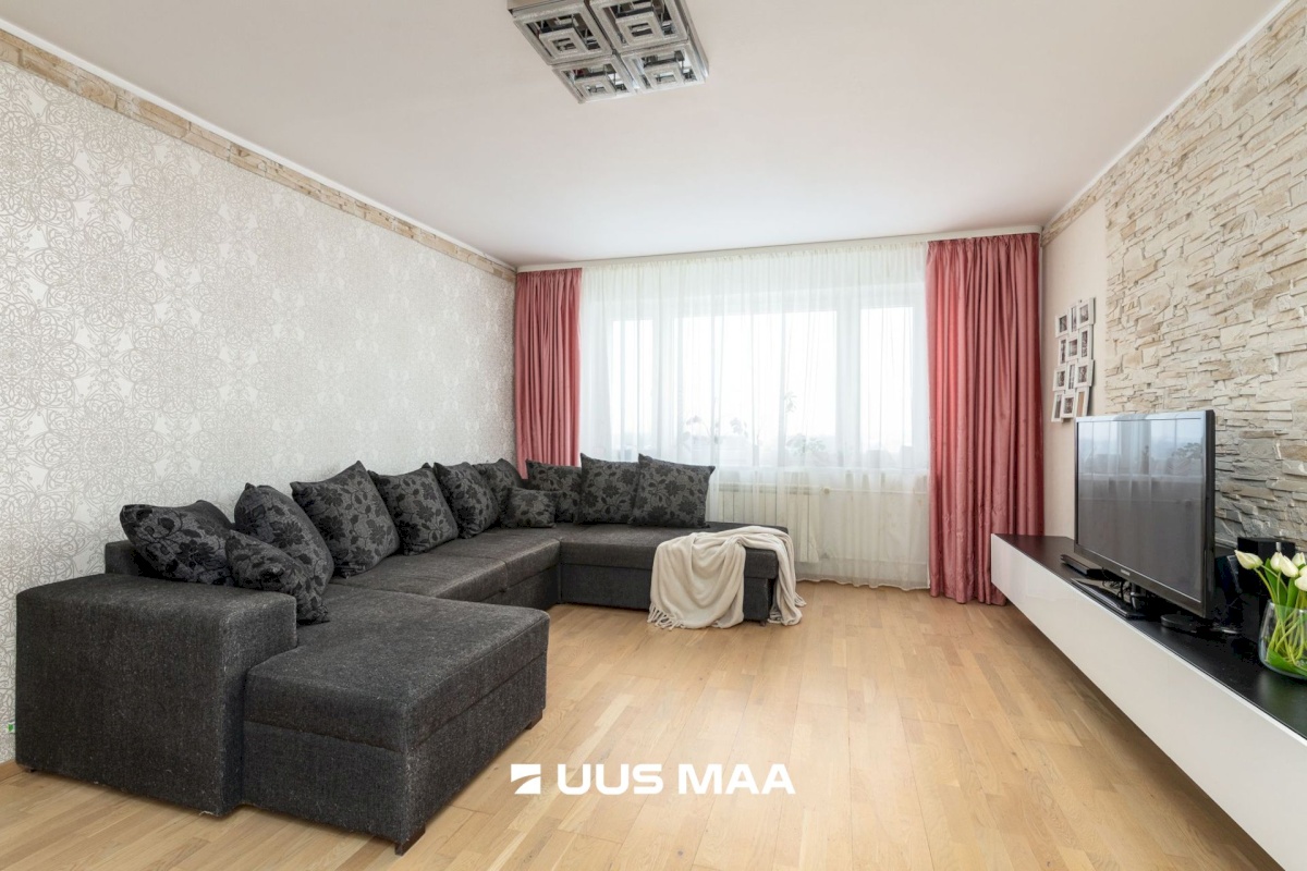 Tallinn, Lasnamäe linnaosa, Sinimäe 11