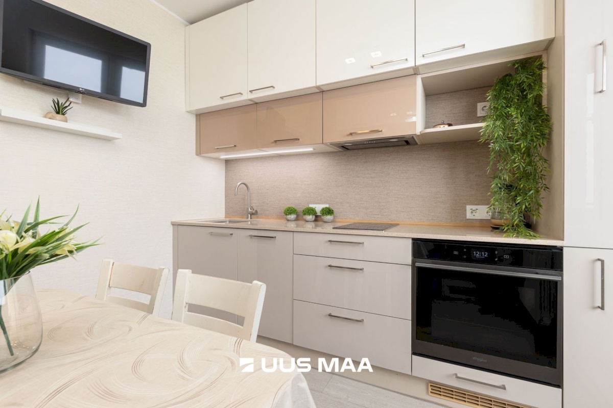 Tallinn, Lasnamäe linnaosa, Sinimäe 11