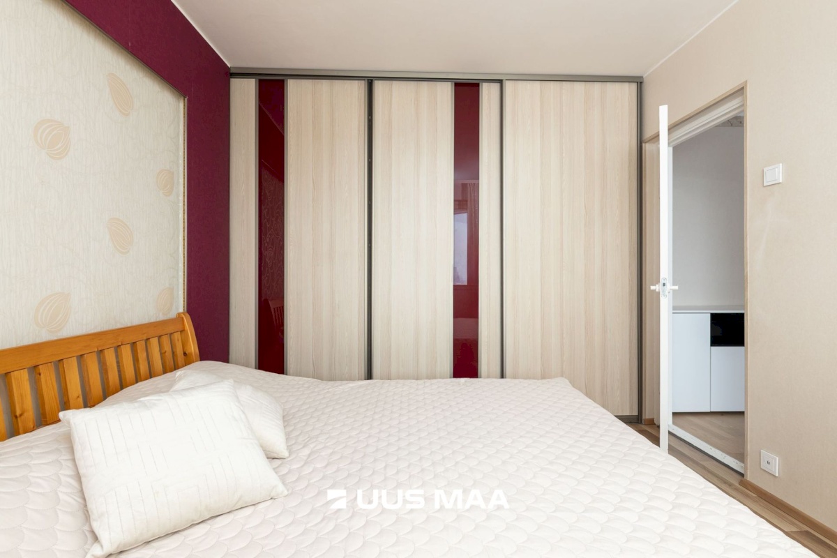 Tallinn, Lasnamäe linnaosa, Sinimäe 11