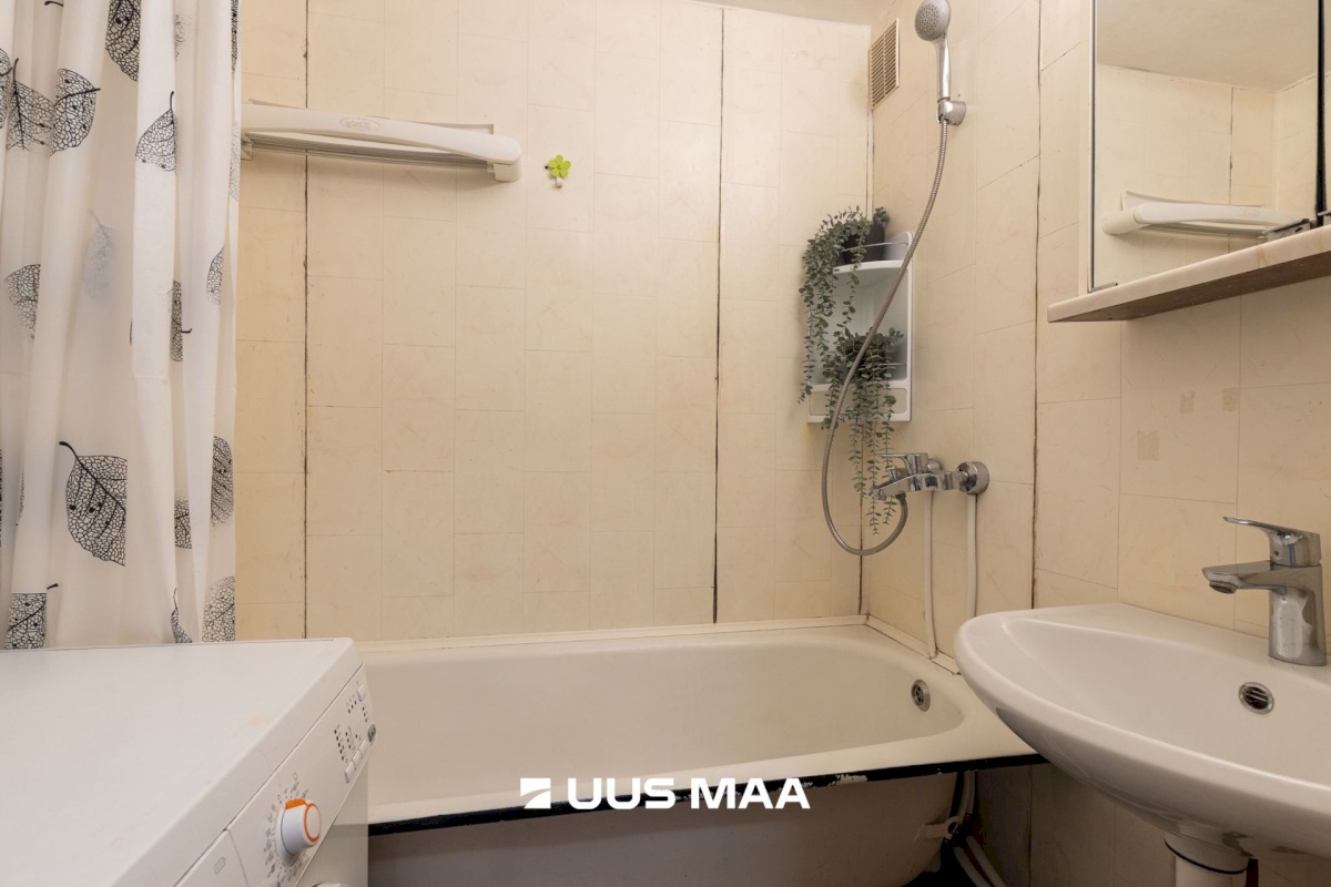 Tallinn, Lasnamäe linnaosa, Sinimäe 11