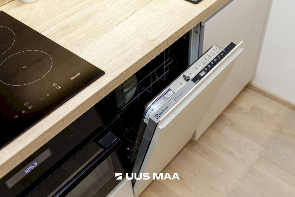 Tallinn, Mustamäe linnaosa, Kadaka, Ehitajate tee 91/1