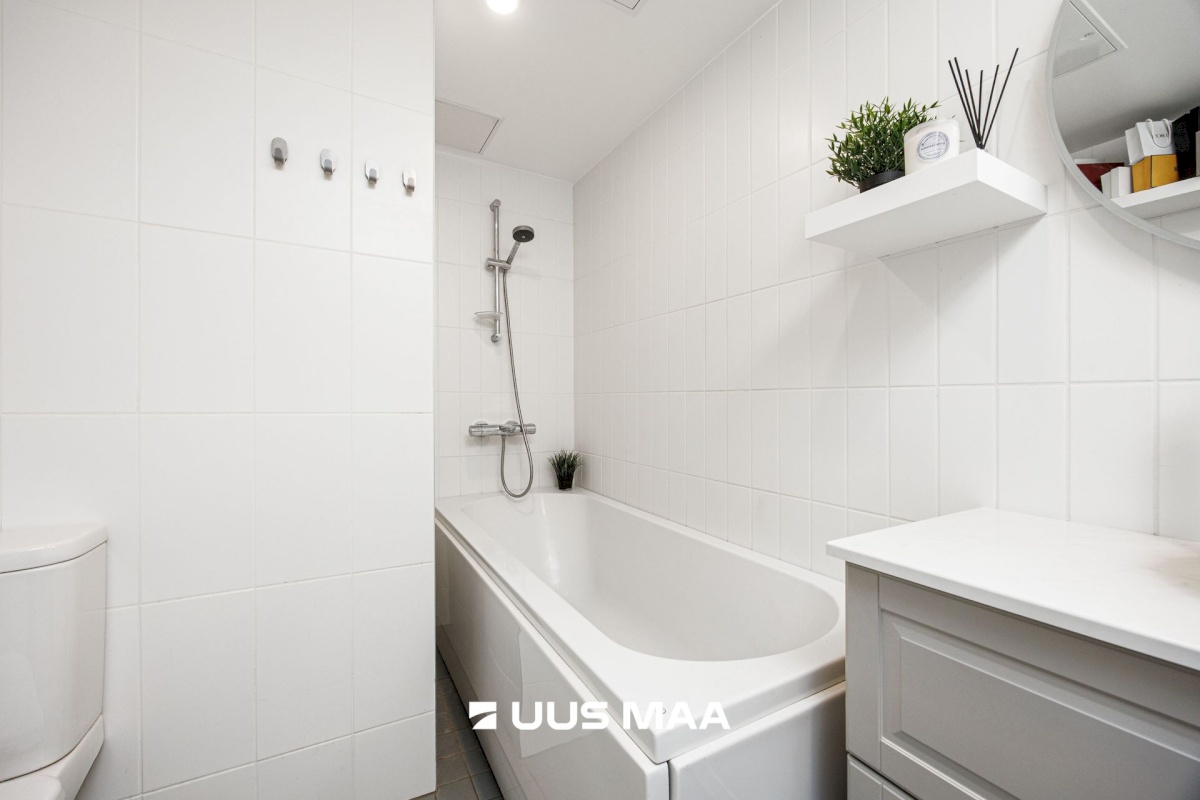 Tallinn, Mustamäe linnaosa, Kadaka, Ehitajate tee 91/1