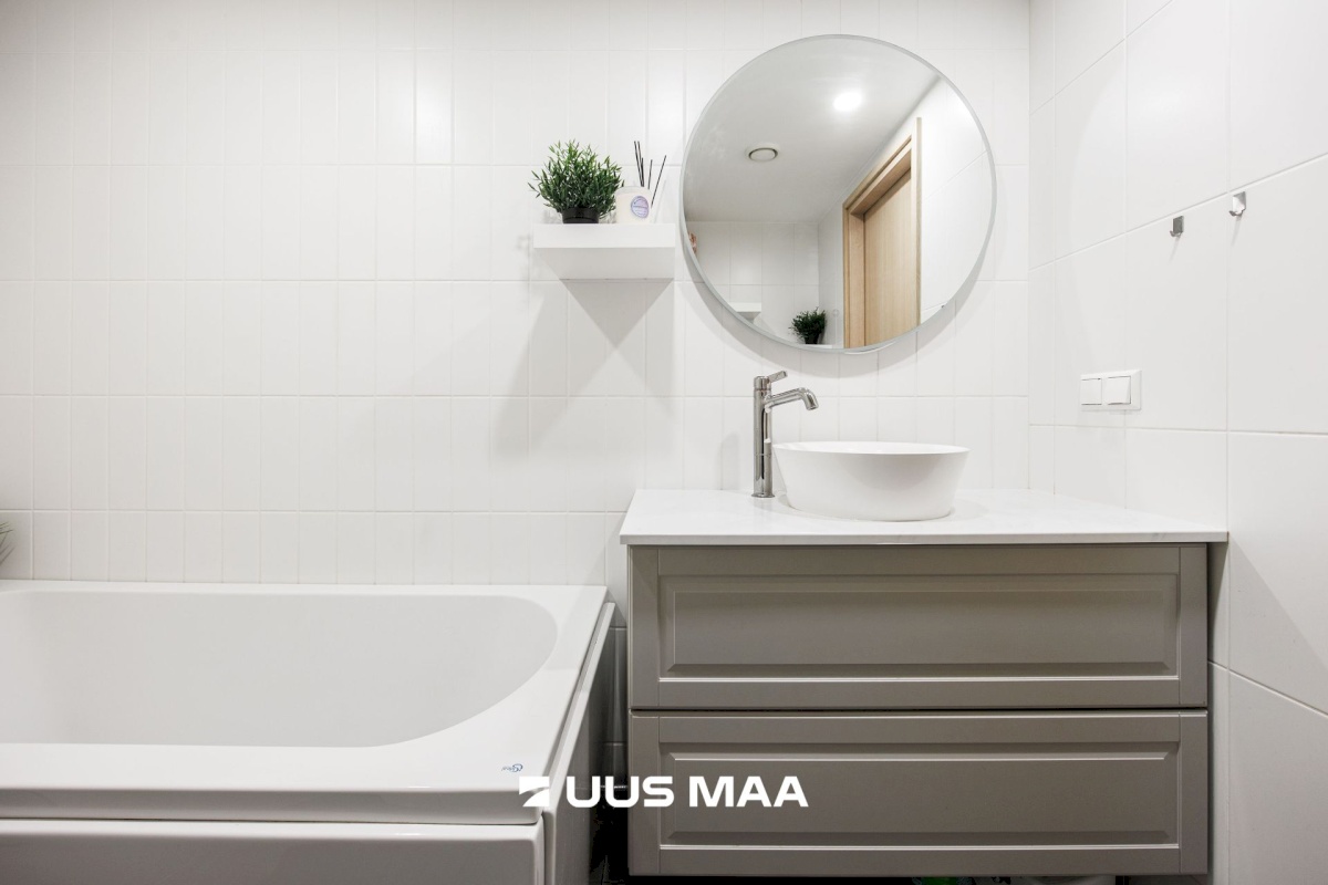 Tallinn, Mustamäe linnaosa, Kadaka, Ehitajate tee 91/1