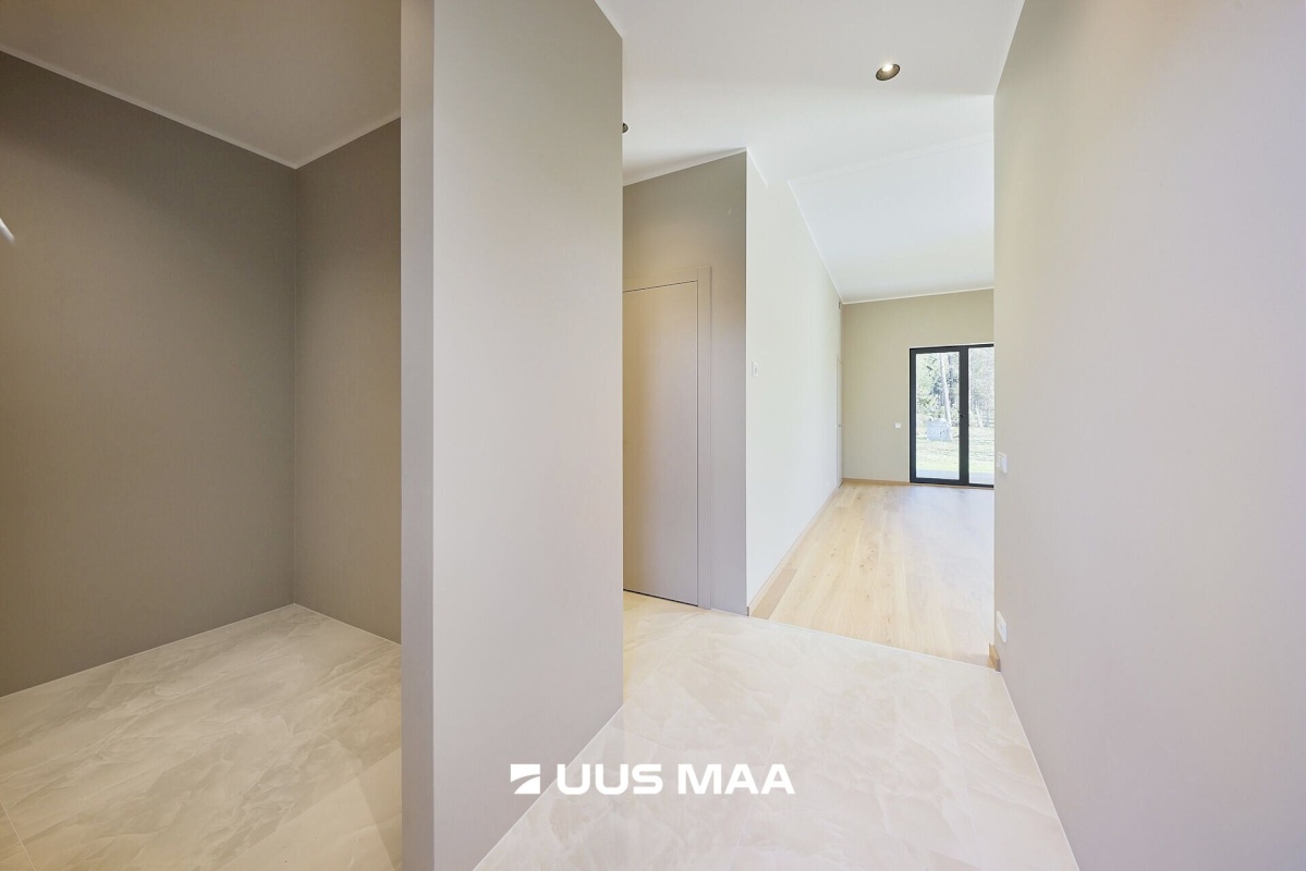 Viimsi vald, Rohuneeme küla, Rohuneeme tee 144