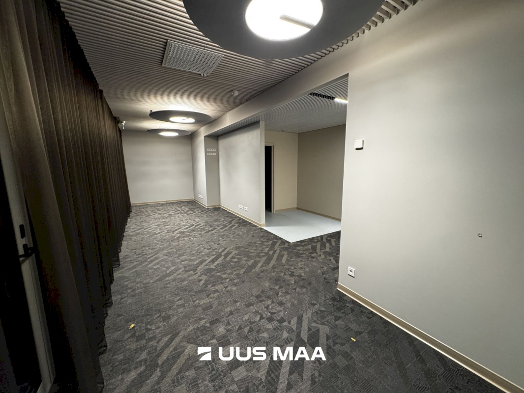 Tallinn, Kesklinna linnaosa, Pärnu mnt 113