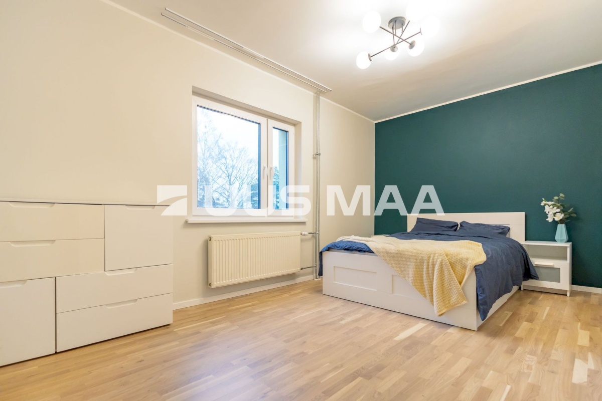 Hiiumaa vald, Lauka küla, Käina tee 14