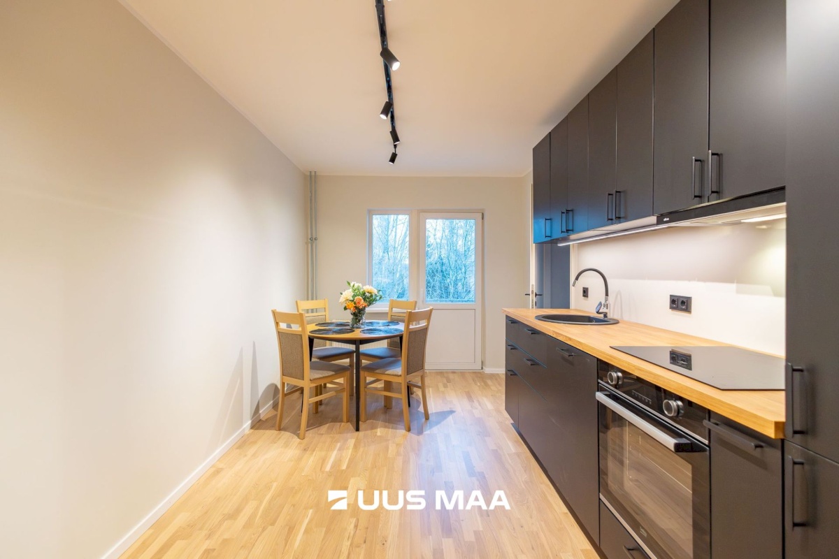 Hiiumaa vald, Lauka küla, Käina tee 14