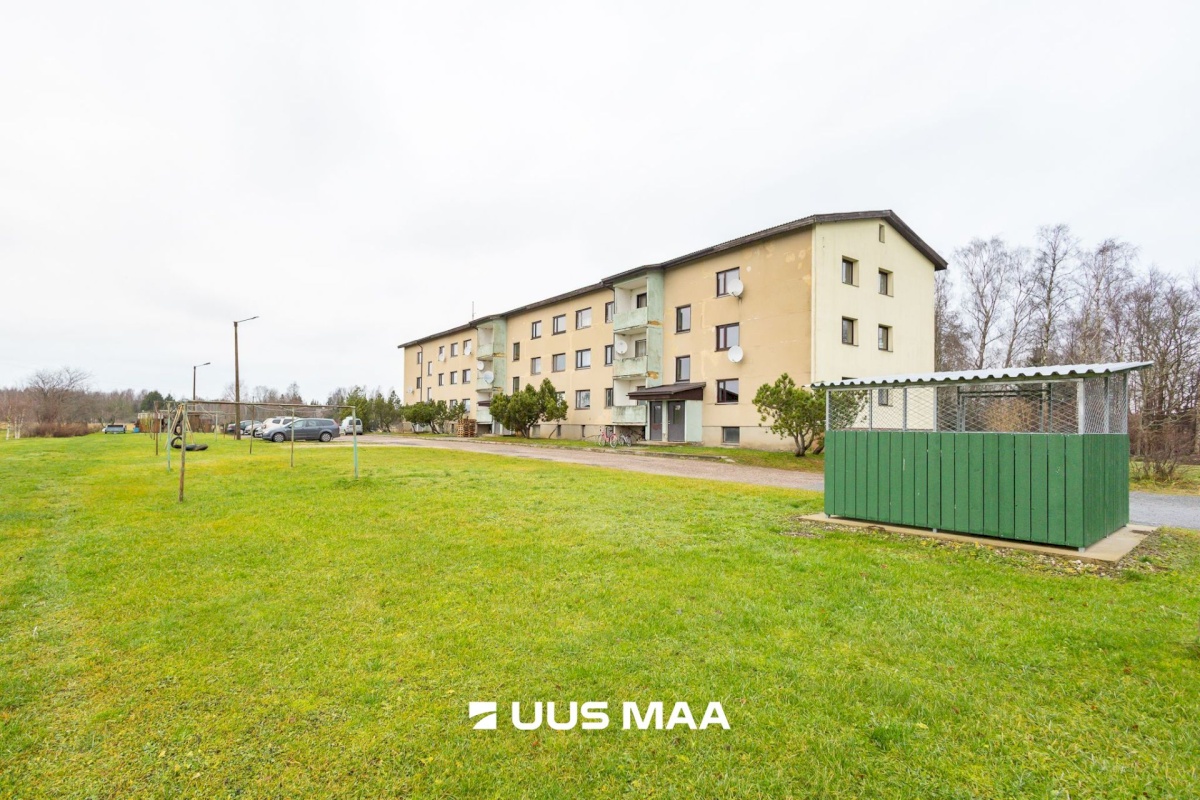 Hiiumaa vald, Lauka küla, Käina tee 14