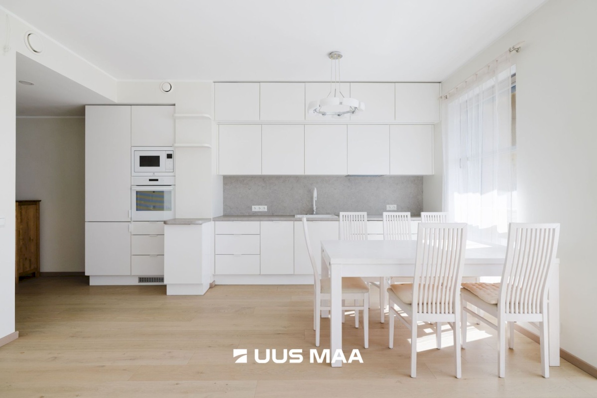 Tallinn, Põhja-Tallinna linnaosa, Kalamaja, Põhja pst 5