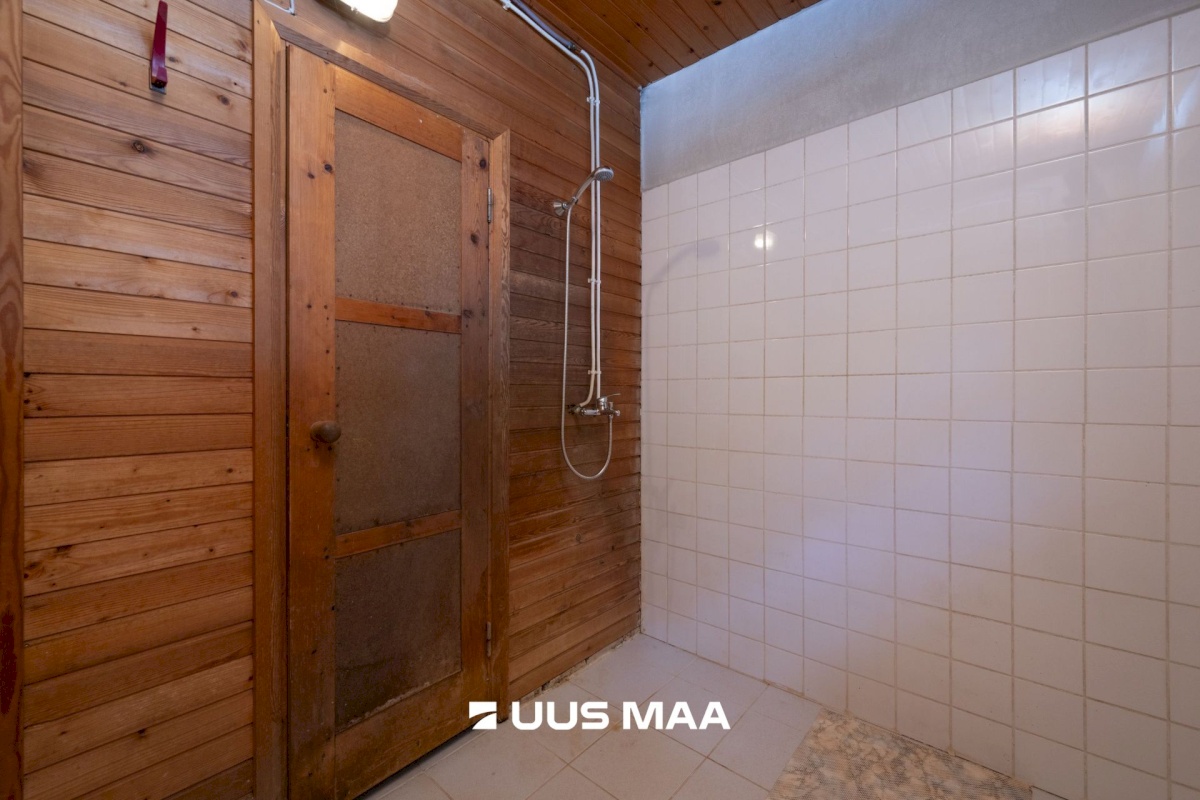 Hiiumaa vald, Emmaste-Kurisu küla, Sarapuu