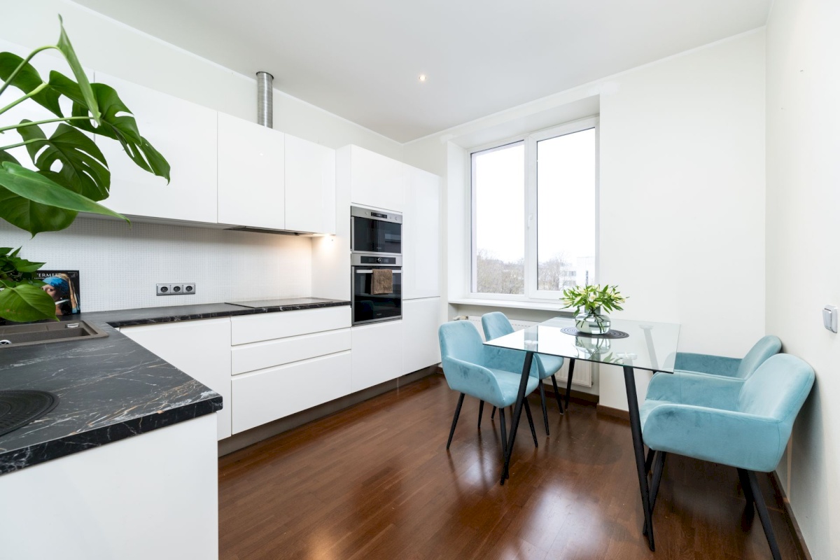 Tallinn, Kesklinna linnaosa, Liivalaia 28