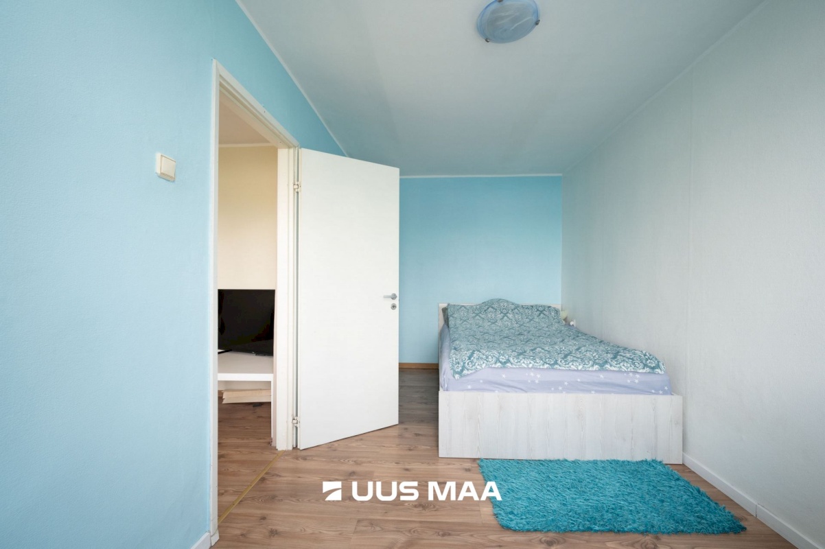 Tallinn, Kesklinna linnaosa, Pärnu mnt 76