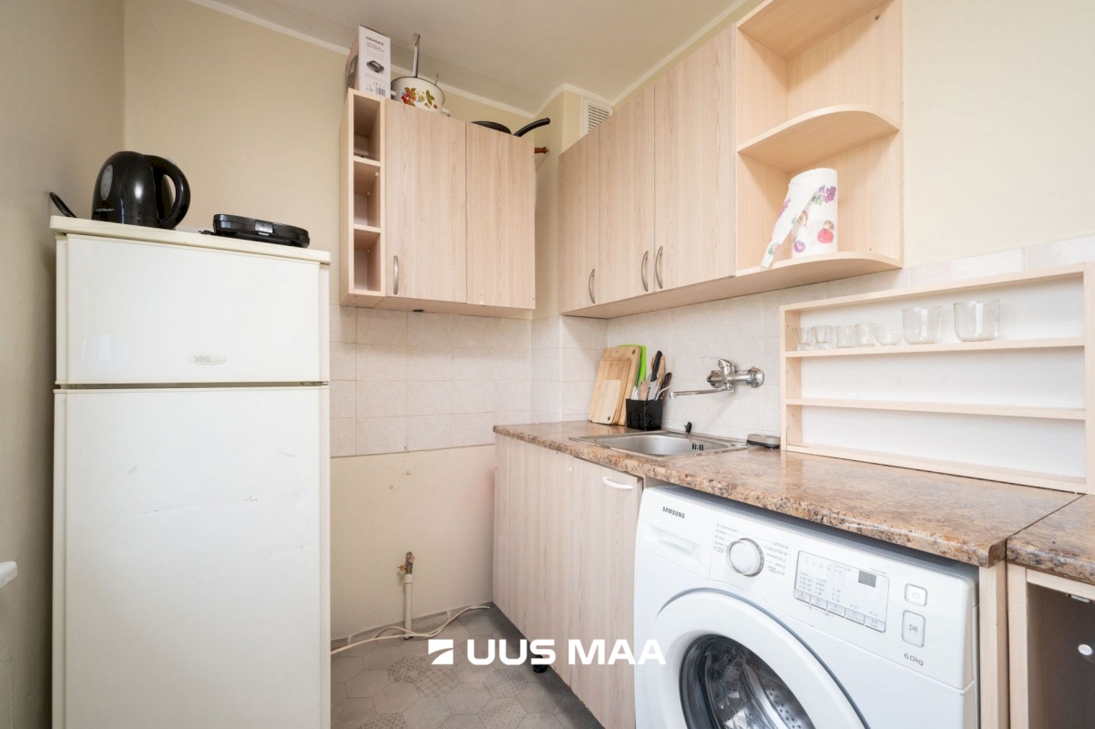 Tallinn, Kesklinna linnaosa, Pärnu mnt 76