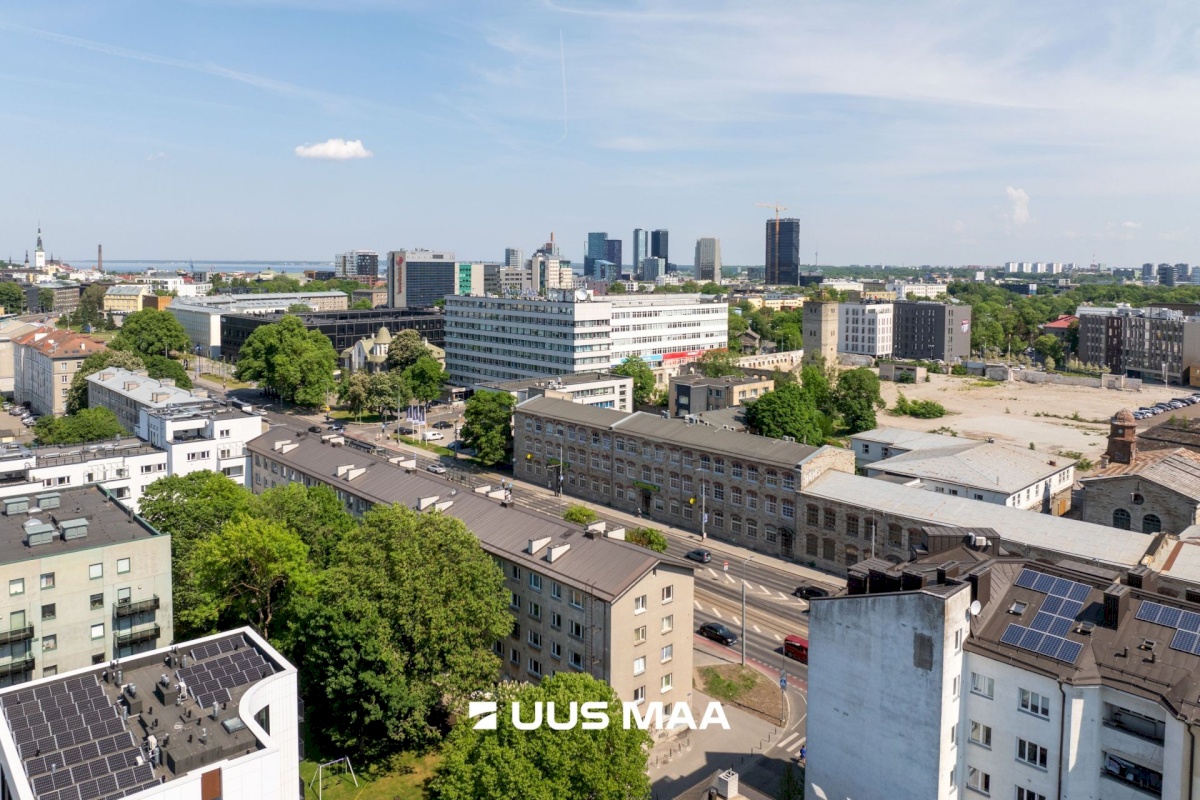 Tallinn, Kesklinna linnaosa, Pärnu mnt 76