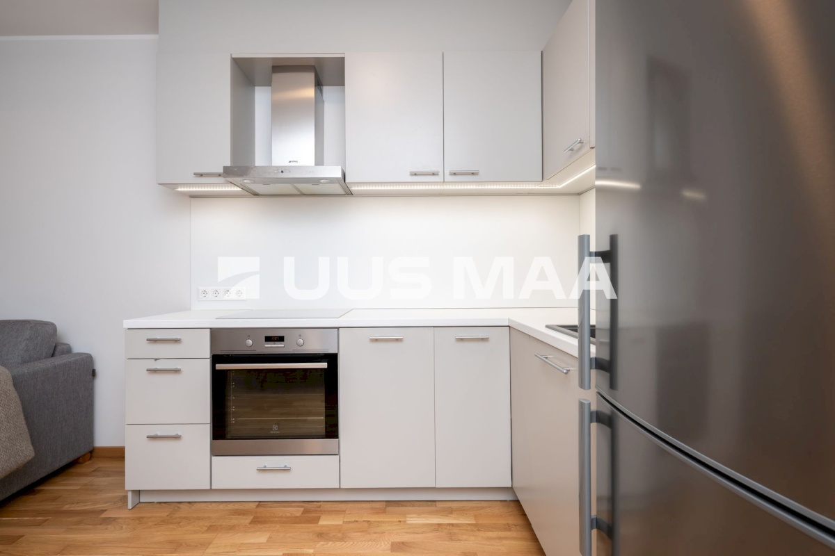 Saue vald, Laagri alevik, Kooli tn 3