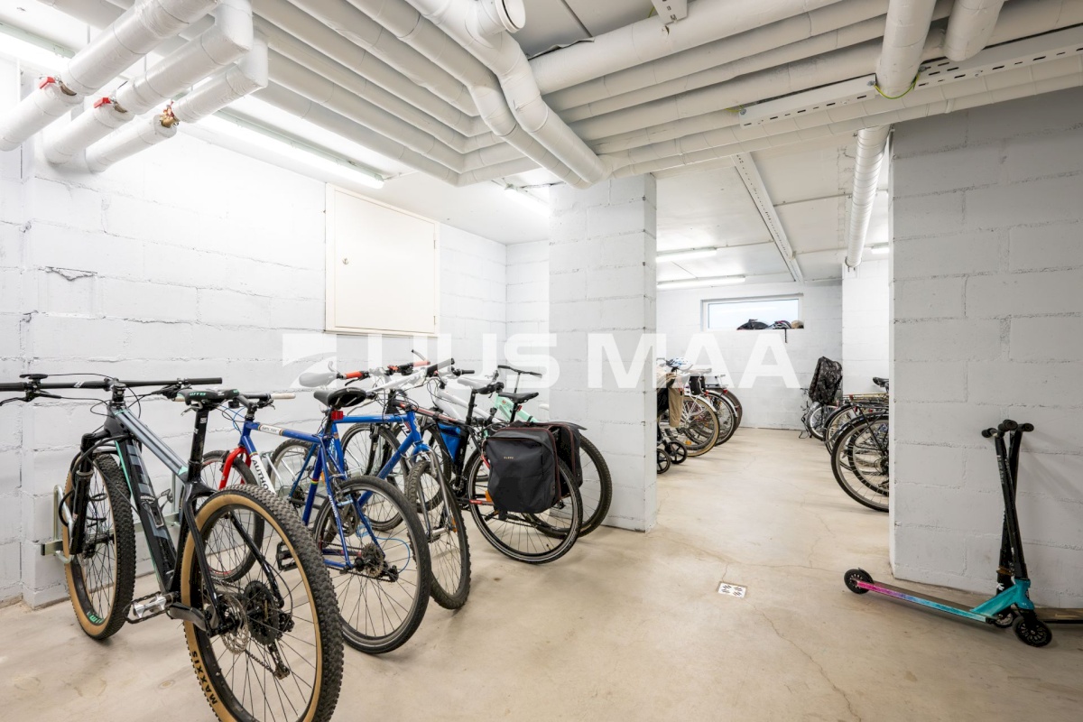 Saue vald, Laagri alevik, Kooli tn 3